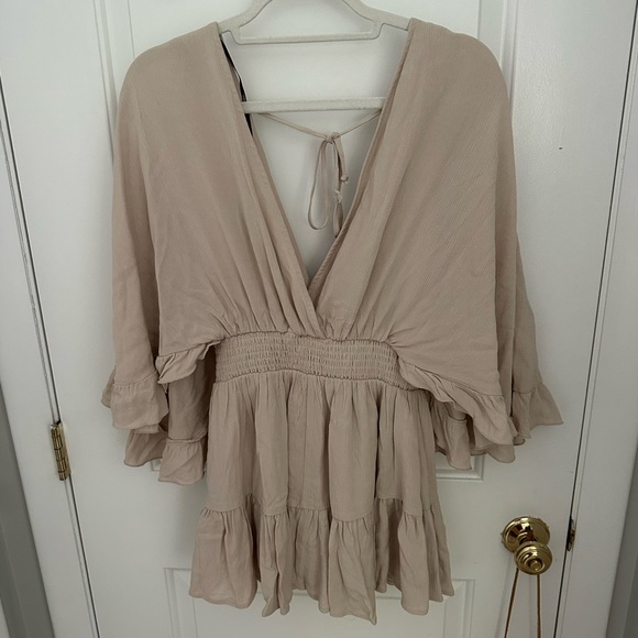 Forever 21 beige romper. - Picture 5 of 5